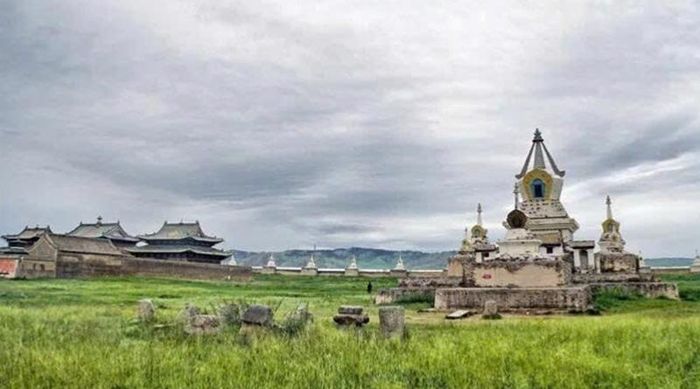 Tu viện Gandantegchinlen. Ảnh tác giả cung cấp.