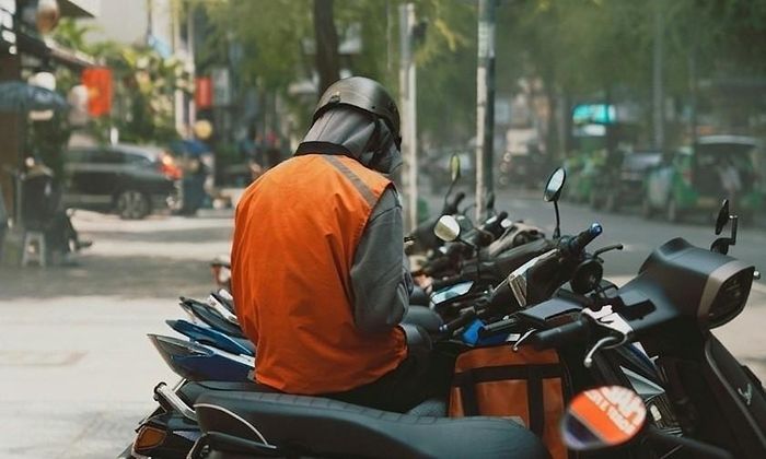 Trong những năm gần đây, tình trạng cử nhân tốt nghiệp đại học nhưng không làm việc đúng chuyên ngành ngày càng trở nên phổ biến. Ảnh minh họa