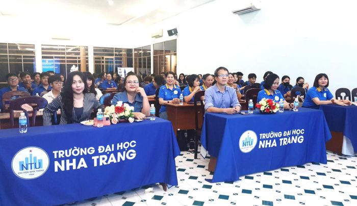 Các video đạt giải cao đã được giới thiệu, trình chiếu tại lễ tổng kết cho tất cả đại biểu tham dự cùng coi