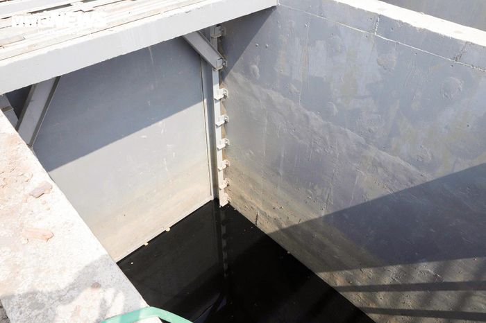 Theo thiết kế, cụm 3 trạm bơm có tổng công suất khoảng 12 m³/s. Dự kiến khi hoàn thành và đưa vào vận hành trong quý II/2026, hệ thống này sẽ góp phần nâng cao năng lực tiêu úng cho khu vực phía Tây Hà Nội, giảm nguy cơ ngập sâu tại các vùng trũng thấp, khu vực đê Cầu Ngà cũng như bảo đảm an toàn cho các tuyến giao thông quan trọng.