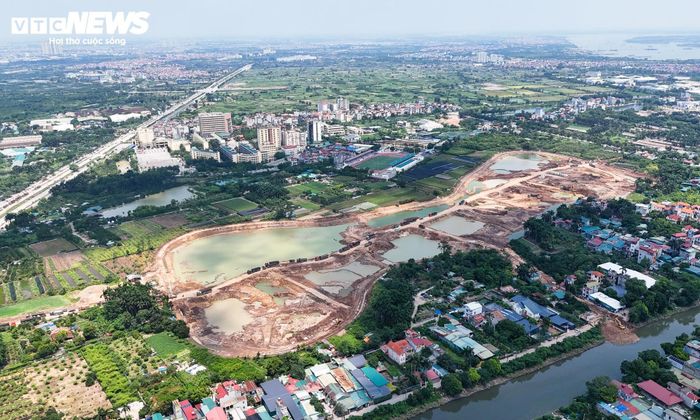 Tại khu vực phía Bắc Hà Nội, dự án hồ điều hòa Thụy Phương 2 ở phường Đông Ngạc cũng đang bước vào giai đoạn hoàn thiện. Công trình có tổng mức đầu tư hơn 700 tỷ đồng, diện tích mặt nước khoảng 14,5 hecta.