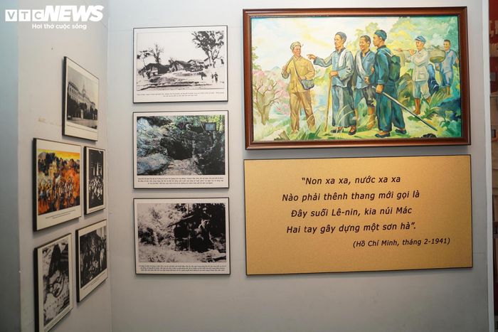 Theo các tư liệu lịch sử, trong thời gian sinh sống tại căn nhà số 5 Châu Văn Liêm, thanh niên Nguyễn Tất Thành vừa dạy học, vừa làm việc tại Trường Thợ Máy (École des Mécaniciens), đồng thời bán báo tại khu vực thương cảng để kiếm sống. 