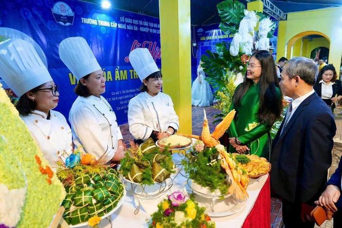Ẩm thực là ngành công nghiệp văn hóa tiềm năng tại Hà Nội. Ảnh: Sở VH&amp;TT Hà Nội