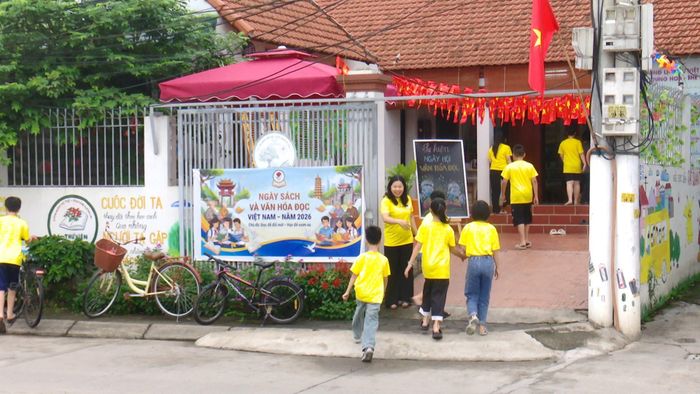 Thư viện Hoa Trạng Nguyên là điểm đến văn hóa của học sinh xã Nam Phù và các xã lân cận. Ảnh: Bảo Thoa