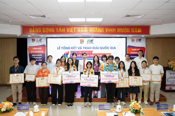 Các thí sinh được vinh danh tại chương trình. Ảnh: BTC