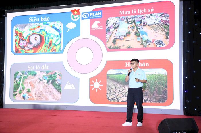 Nhiều tham luận thực tế về hành động ứng phó với biến đổi khí hậu được chia sẻ: Ảnh: Quang Trường