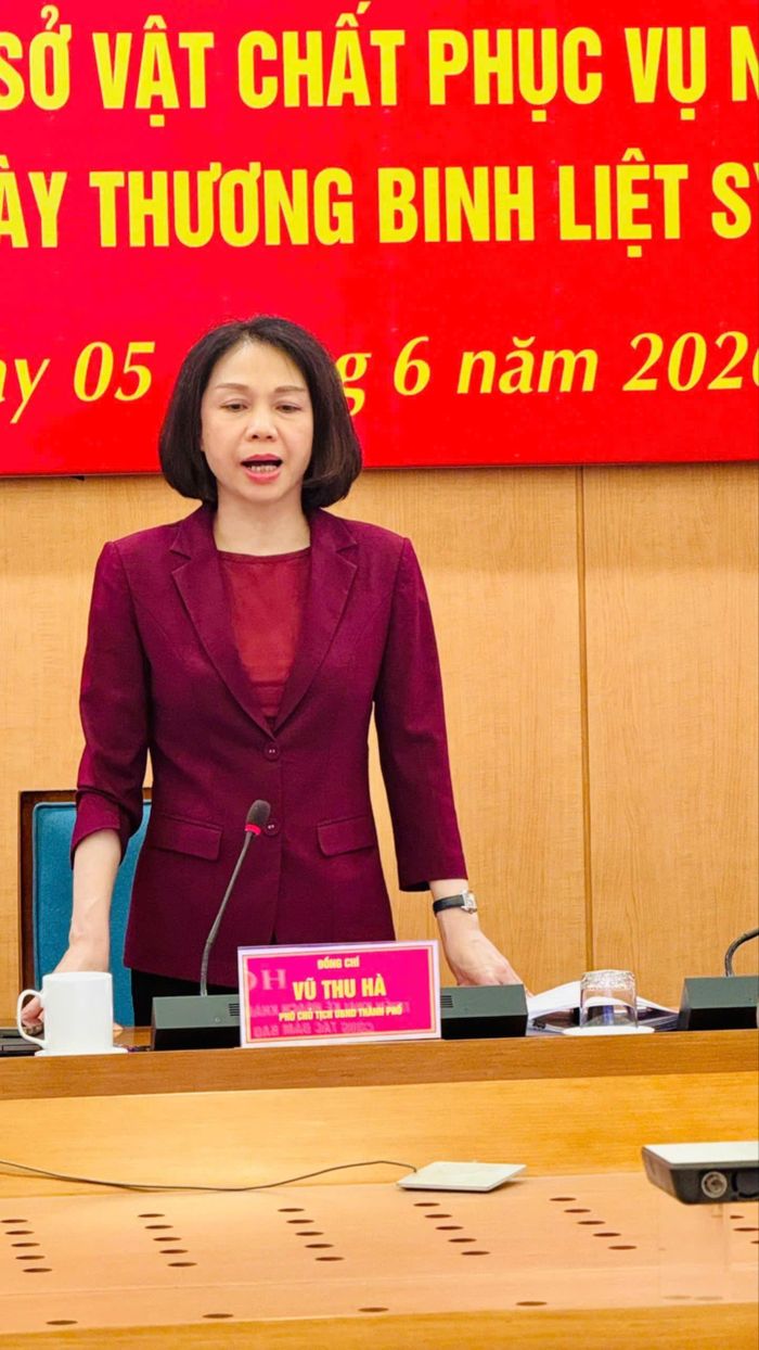 Phó Chủ tịch UBND thành phố Vũ Thu Hà phát biểu. Ảnh: Mai Hoa