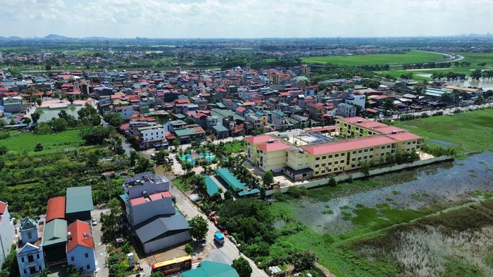 Diện mạo nông thôn khang trang của xã Thư Lâm. Ảnh: Quang Thái