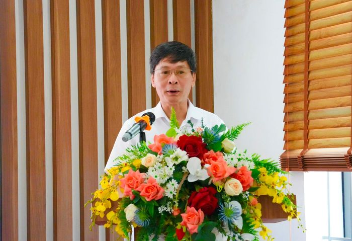Phó Giám đốc Sở Y tế Hà Nội Vũ Cao Cương phát biểu tại hội nghị. Ảnh: Hồng Thái