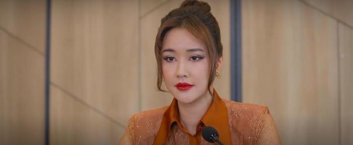 Quỳnh Mai tuyên bố tước bỏ danh hiệu hoa hậu của Vi Minh. Ảnh VTV