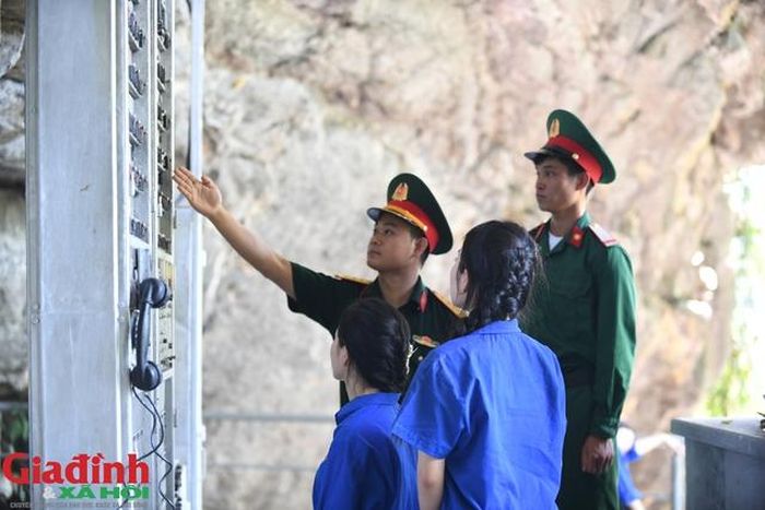 Di tích lịch sử Quốc gia hang Lèn Hà là địa chỉ đỏ của thế hệ trẻ cùng cán bộ chiến sĩ, Nhân dân tưởng nhớ, tri ân các anh hùng, liệt sĩ đã hy sinh vì nền độc lập, tự do của Tổ quốc.