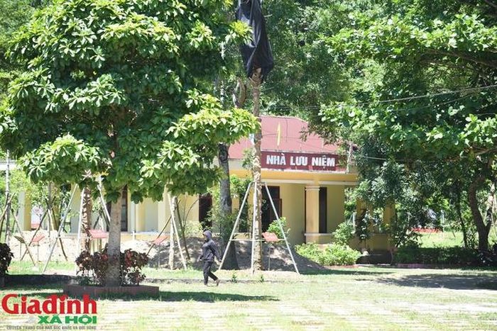 Nhằm bảo tồn và phát huy giá trị lịch sử của di tích, chính quyền địa phương phối hợp với Binh chủng Thông tin liên lạc đầu tư xây dựng, tôn tạo nhiều hạng mục như miếu thờ, nhà dâng hương, bia ghi danh, nhà truyền thống của Trạm Thông tin A69. Đồng thời, tuyến đường kết nối từ đường Hồ Chí Minh vào khu di tích được nâng cấp, mở rộng, tạo thuận lợi cho người dân và du khách đến tham quan, dâng hương tưởng niệm. Khu di tích cũng bố trí nhân viên thường trực để hướng dẫn, giới thiệu về lịch sử và ý nghĩa của địa chỉ đỏ này.