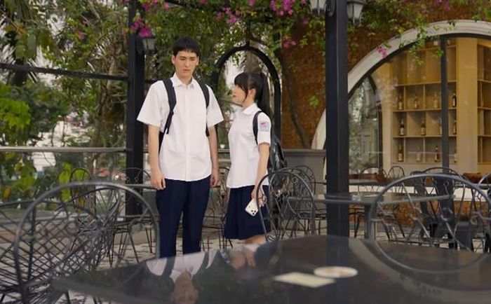 Thái và Tuyết Lan căng thẳng với nhau khi nhắc tới Cương. Ảnh VTV