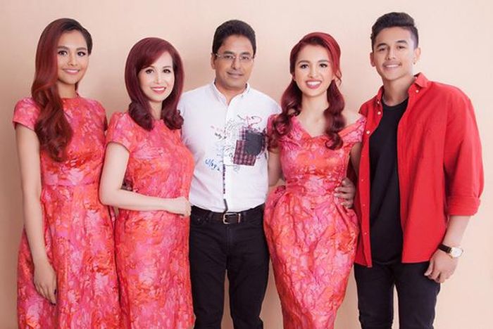 Sau 3 thập kỷ chung sống, hai người đã có với nhau ba người con: con gái cả Nguyễn Diệu My (sinh năm 1997), con gái thứ Nguyễn Diệu Ly (sinh năm 1998), con trai út Nguyễn Hoàng Phi (sinh năm 2000). Hiện tại, các con của Hoa hậu Diệu Hoa đang sinh sống và làm việc ở nước ngoài. Còn chị tận hưởng cuộc sống thanh thơi bên chồng ở tuổi trung niên.