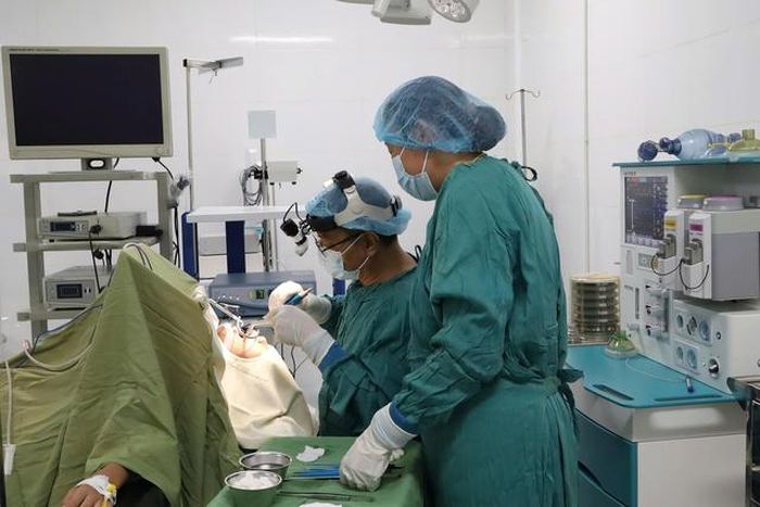 Cắt amidan bằng dao laser tại Trung tâm Y tế Tiên Điền