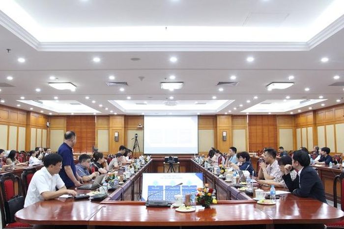 Toàn cảnh hội nghị.