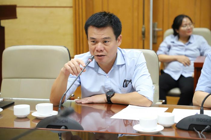 Ông Đỗ Trường Duy - Giám đốc Trung tâm Thông tin Y tế Quốc gia phát biểu.