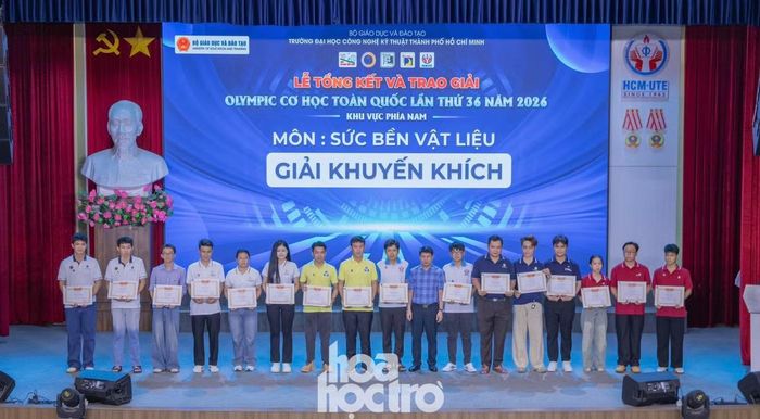 Các thí sinh đạt giải Khuyến khích môn Sức bền vật liệu.
