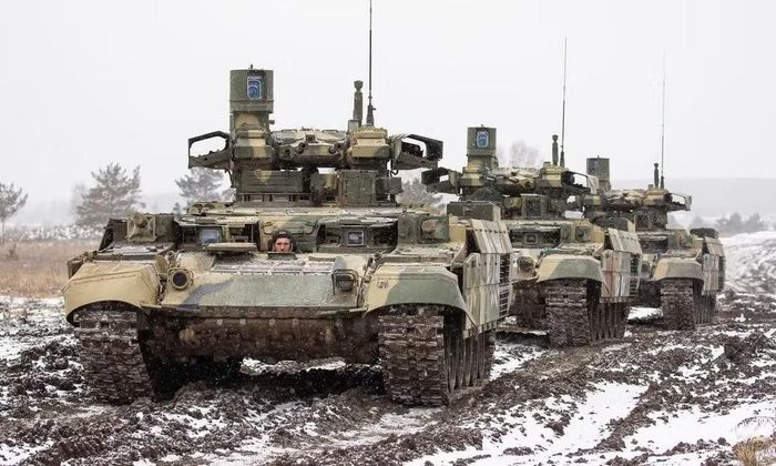 Một vấn đề cần nhắc tới nữa đó là sau màn ra mắt trên chiến trường Donbass khá “đình đám”, xe chiến đấu hỗ trợ tăng BMPT gần như đã “biến mất” hoàn toàn trong thời gian qua.