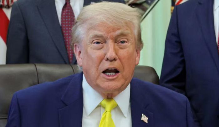 Theo ông Trump, dù đã chịu tổn thất nặng nề, Iran vẫn còn khả năng tiến hành các hoạt động quân sự bằng tên lửa và máy bay không người lái.