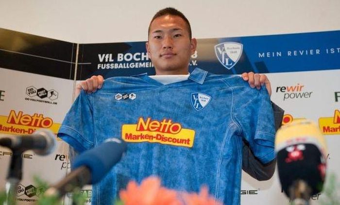  Jong Tae-se chủ yếu chơi bóng ở nước ngoài. 