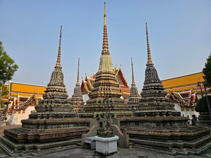  Wat Pho là một trong những ngôi chùa cổ và nổi tiếng nhất Bangkok, Thái Lan. Ảnh: Tripadvisor. 