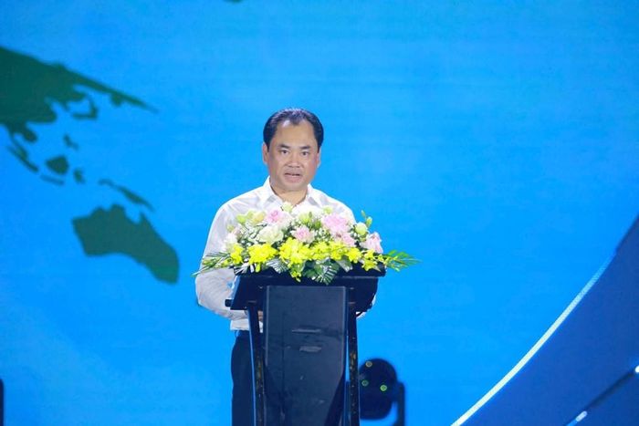Ủy viên Trung ương Đảng, Bộ trưởng Bộ Nông nghiệp và Môi trường Trịnh Việt Hùng phát biểu tại Chương trình “Biển Việt Nam - Hành trình không gian xanh”