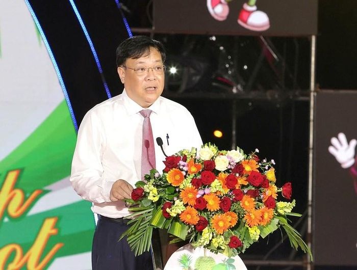 Chủ tịch UBND tỉnh Đồng Tháp Phạm Thành Ngại phát biểu khai mạc