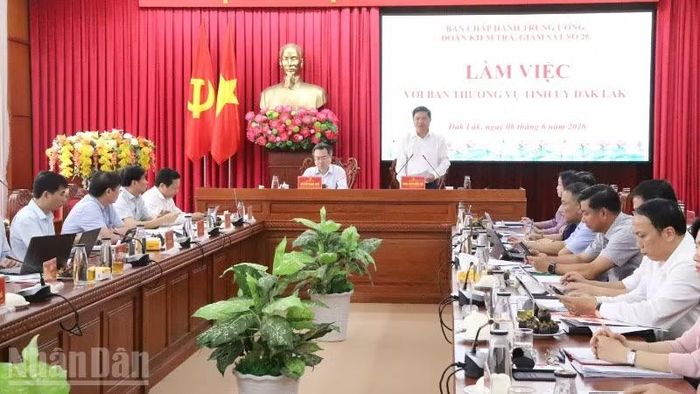 Đồng chí Lương Nguyễn Minh Triết, Ủy viên Trung ương Đảng, Bí thư Tỉnh ủy Đắk Lắk phát biểu tại buổi làm việc.