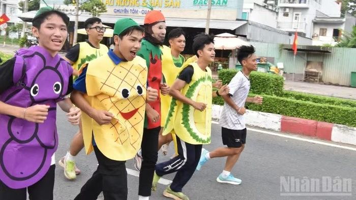 Hoạt động chạy bộ đồng hành cùng lễ hội.