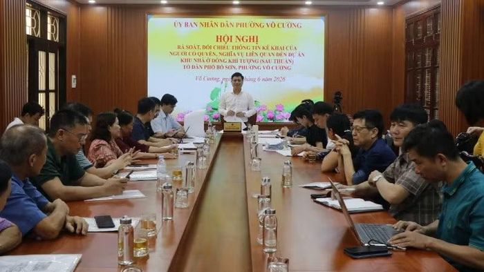 Quang cảnh Hội nghị rà soát, đối chiếu các thông tin theo kê khai của người có quyền, nghĩa vụ liên quan đến dự án.
