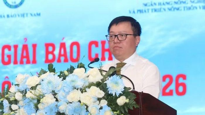 Đồng chí Lê Quốc Minh, Ủy viên Trung ương Đảng, Tổng Biên tập Báo Nhân Dân, Phó Trưởng Ban Tuyên giáo và Dân vận Trung ương, Chủ tịch Hội Nhà báo Việt Nam phát biểu.
