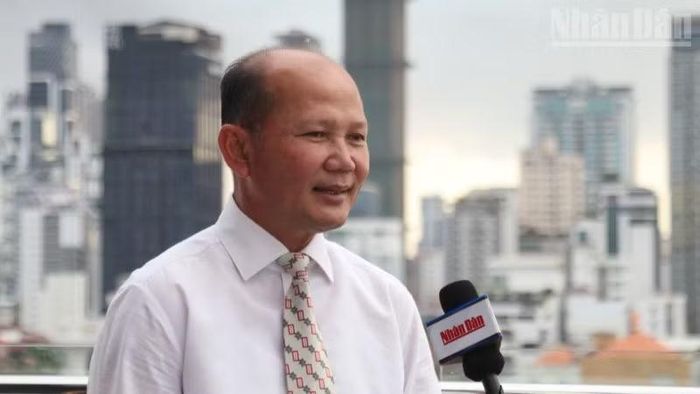 Học giả Uch Leang nhận định chuyến thăm của Thủ tướng Hun Manet là dịp để Việt Nam và Campuchia rà soát việc triển khai các thỏa thuận đã đạt được, đồng thời xác định những động lực hợp tác mới trong thời gian tới. (Ảnh: HUY VŨ)