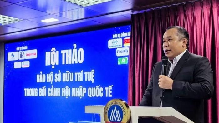 Tiến sĩ Lê Văn Út, Phó Hiệu trưởng Trường đại học Hoa Sen cho hay, bảo hộ sở hữu trí tuệ là điều kiện tiên quyết thúc đẩy nghiên cứu khoa học, phát triển nền kinh tế tri thức.