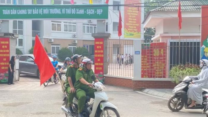 Để xây dựng môi trường xanh-sạch-đẹp, yếu tố quan trọng nhất là tạo được sự đồng thuận và tham gia của người dân.