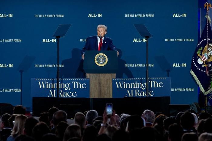 Tổng thống Mỹ Donald Trump phát biểu tại một hội nghị về trí tuệ nhân tạo tại thủ đô Washington hồi tháng 7-2025. Ảnh: NHÀ TRẮNG