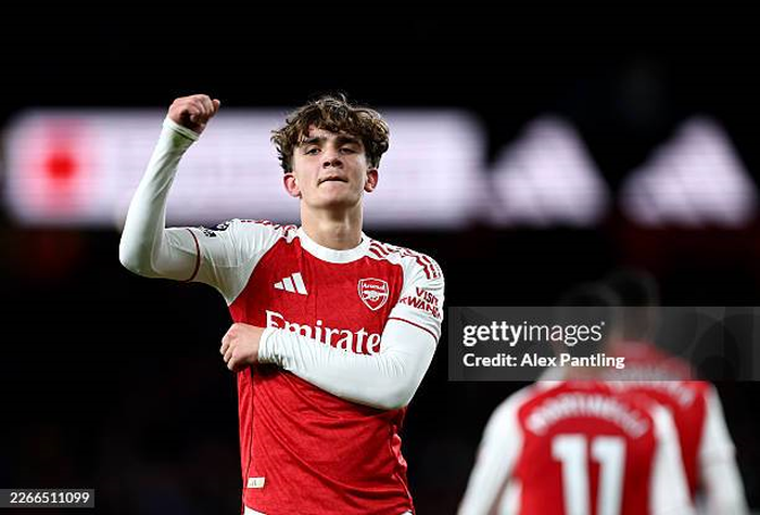 Thần đồng 16 tuổi Arsenal tranh giải PFA với dàn sao trẻ tuyển Anh và Man City. Ảnh: Getty