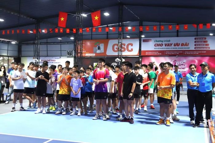 Giải đấu quy tụ gần 200 VĐV.