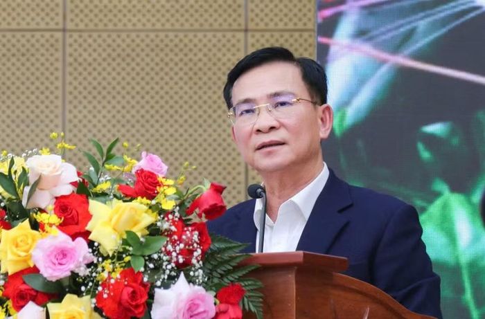Ông Hồ Văn Mười, Chủ tịch UBND tỉnh Lâm Đồng phát biểu.