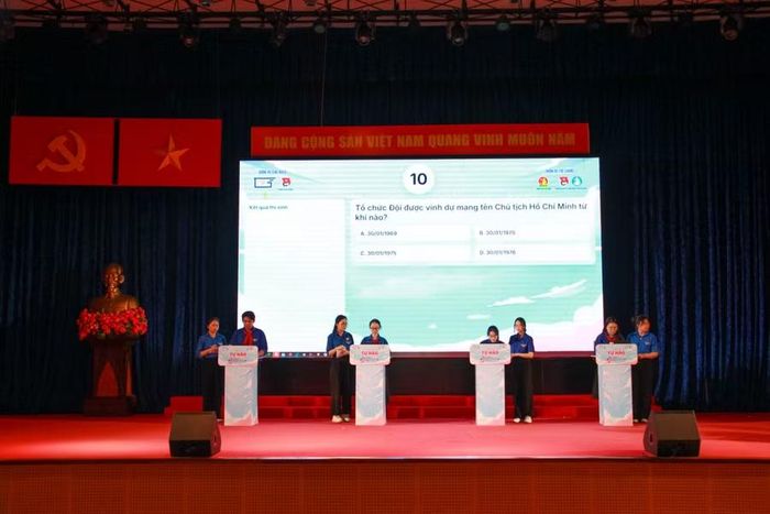 Các thí sinh trải qua các phần thi. Ảnh: HCMUE.