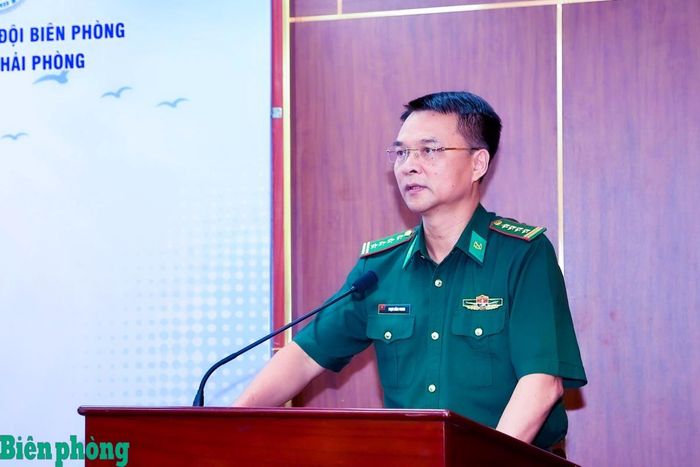 Đại tá Phạm Hồng Phong, Chính ủy Bộ đội Biên phòng thành phố Hải Phòng phát biểu tại hội nghị. Ảnh: Nguyễn Khánh