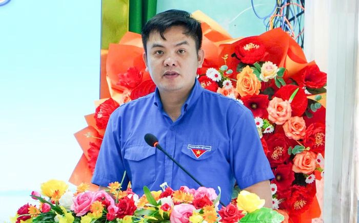 Bí thư Tỉnh Đoàn Gia Lai Phạm Hồng Hiệp phát biểu.