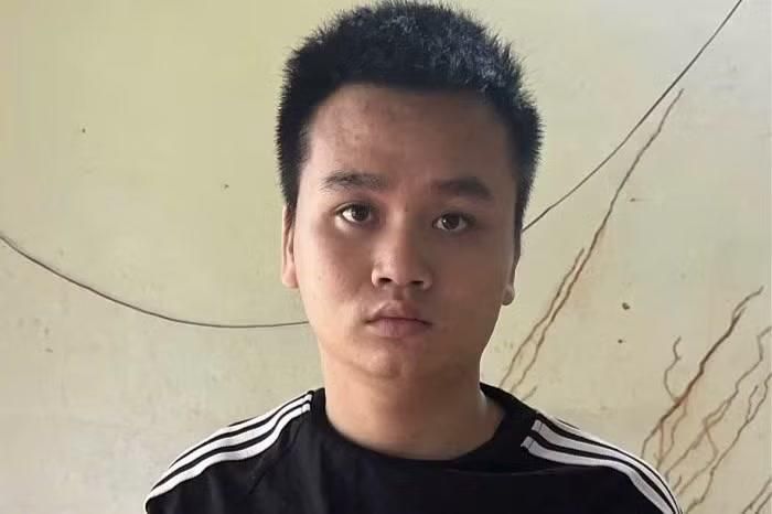 Lục Văn Dương tại cơ quan công an.