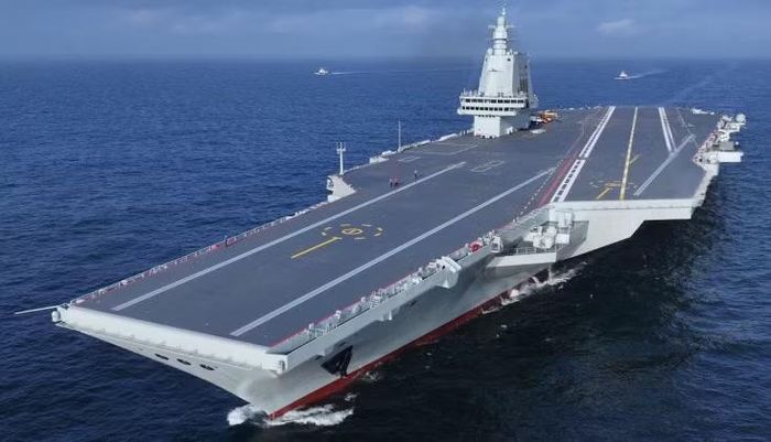 Siêu tàu sân bay Phúc Kiến của Trung Quốc: Ảnh: Military Watch Magazine.