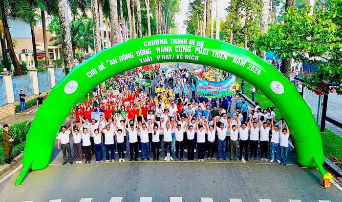 Phường An Đông tổ chức nhiều hoạt động hưởng ứng phong trào thi đua “Toàn dân chung tay bảo vệ môi trường, vì một Việt Nam xanh - sạch - đẹp”.