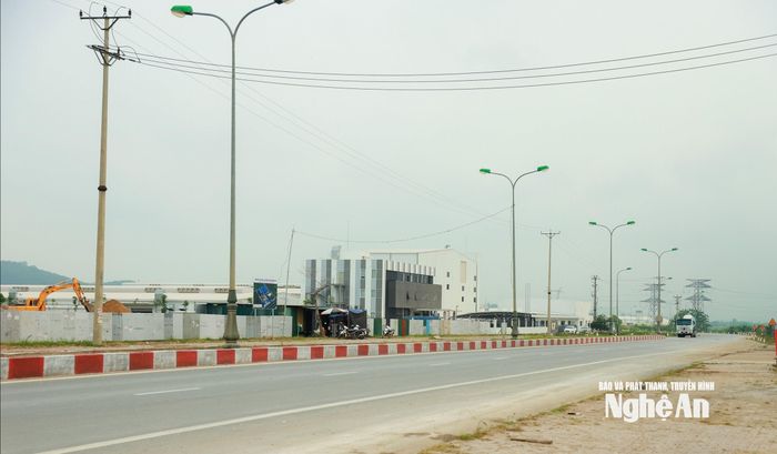 Cụm công nghiệp Nghĩa Mỹ tại xã Đông Hiếu. Ảnh: Thành Duy