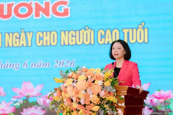 Phó Chủ tịch Ủy ban Nhân dân thành phố Hà Nội Vũ Thu Hà đánh giá cao mô hình đi vào hoạt động. (Ảnh: PV/Vietnam+)