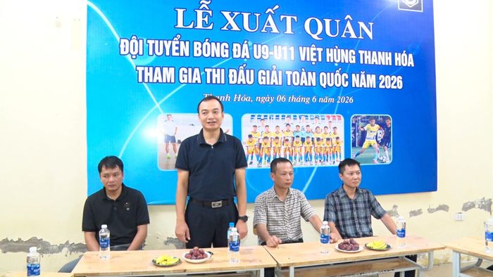 Ông Lưu Văn Mạnh, Chủ tịch Việt Hùng Group phát biểu tại buổi lễ.