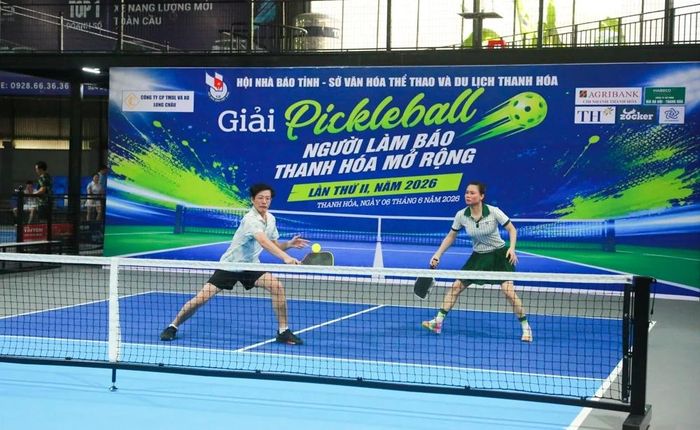 Một trong những điểm nổi bật của giải đấu năm nay là chất lượng chuyên môn được nâng lên rõ rệt. Nhiều VĐV đã có quá trình tập luyện pickleball thường xuyên, thể hiện kỹ thuật khá bài bản cùng chiến thuật thi đấu hợp lý. Những pha bóng đẹp mắt, những màn phối hợp ăn ý cùng tinh thần thi đấu nhiệt huyết đã tạo nên một ngày hội thể thao đầy ý nghĩa, để lại nhiều ấn tượng tốt đẹp trong lòng những người tham gia và khán giả.