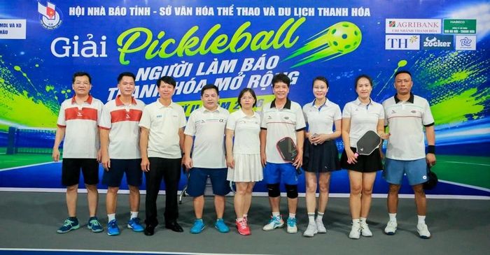 Các VĐV đến từ Cơ quan Tỉnh ủy tham dự giải.